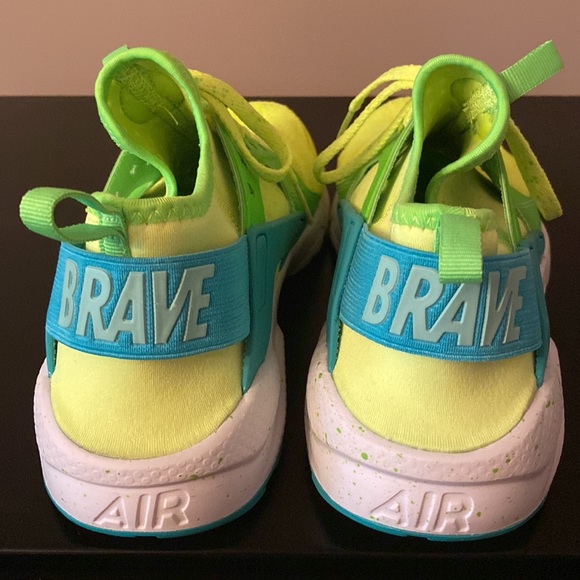 Nike Air Kids Size 6.5Y Kermit the Frog Huaraches - Picture 4 of 5